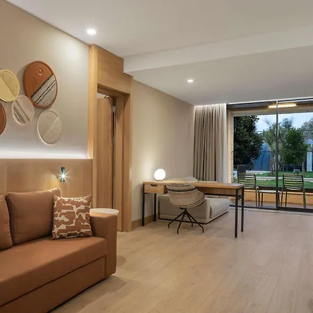 Mercure Antalya 4*